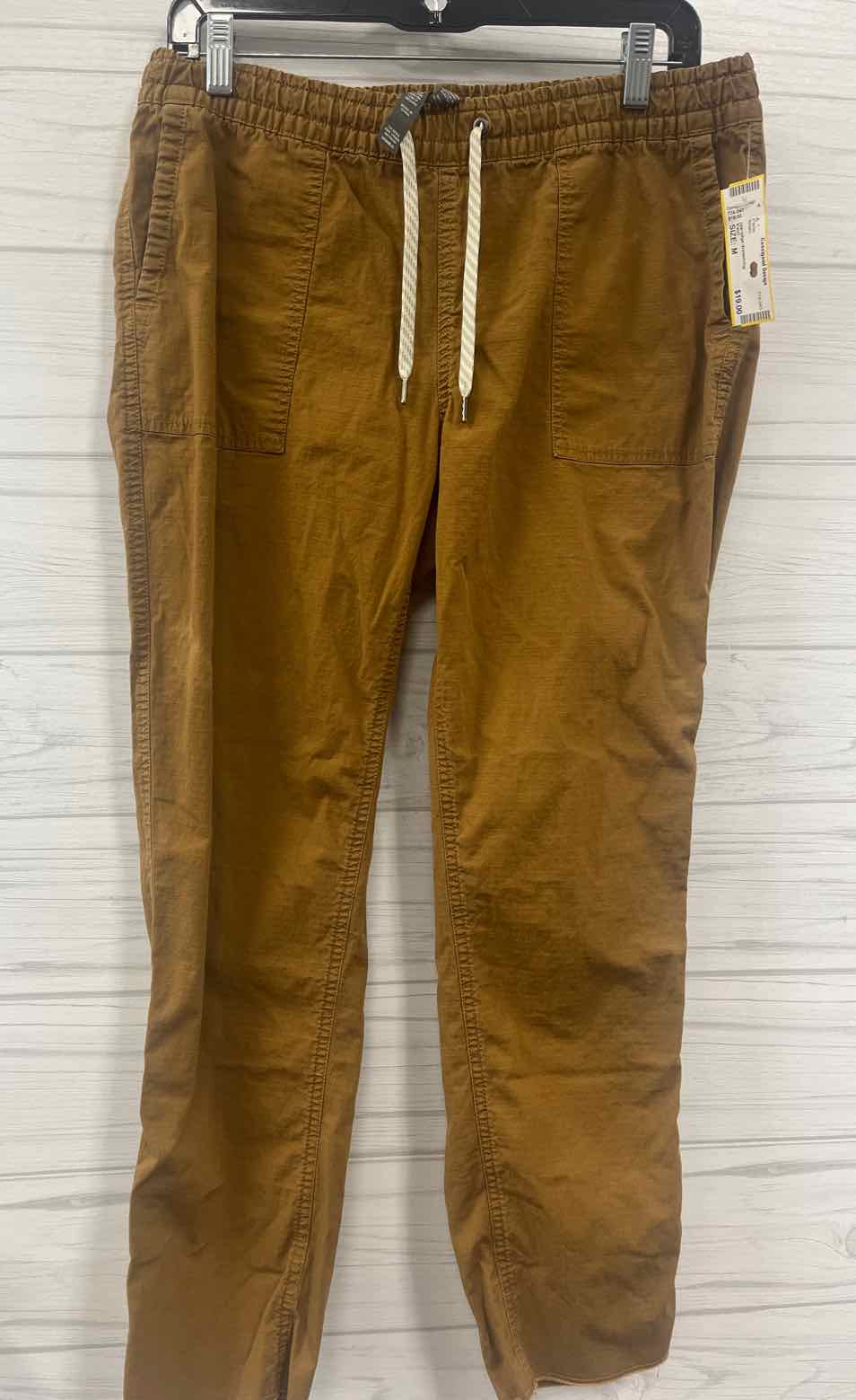 Size M Vuori Pants
