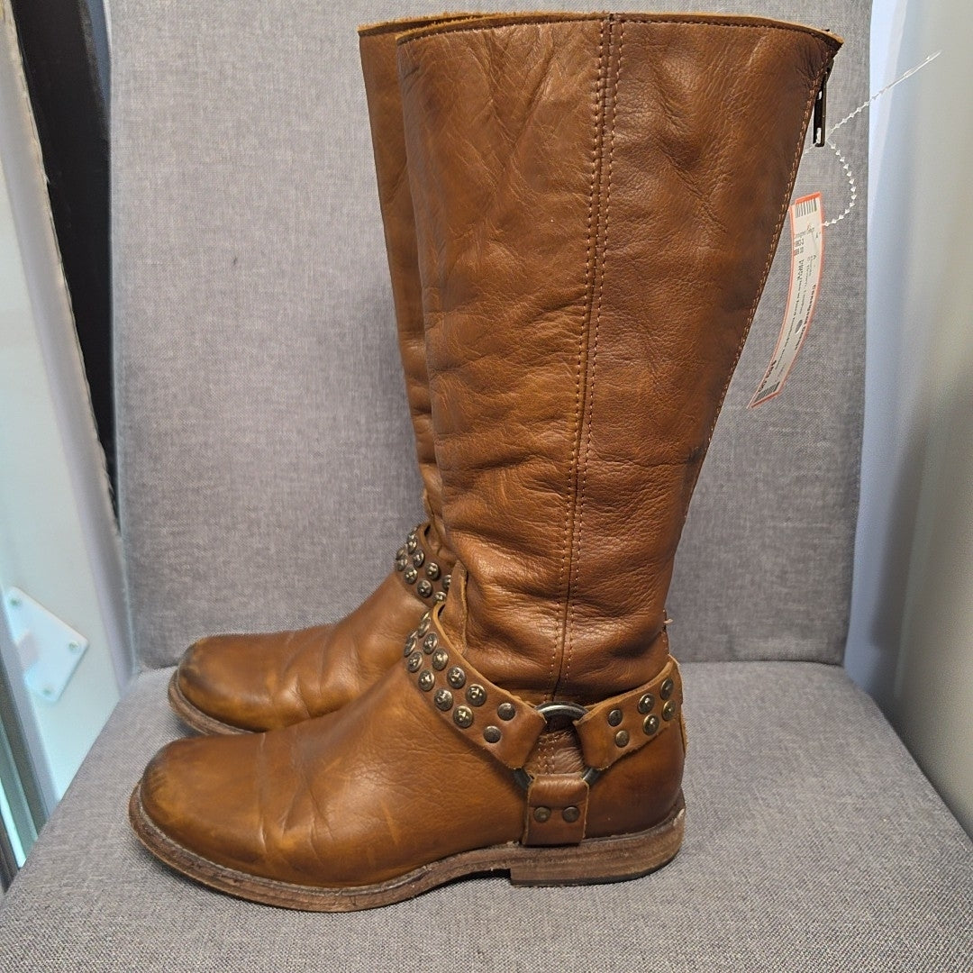 6 FRYE Boots