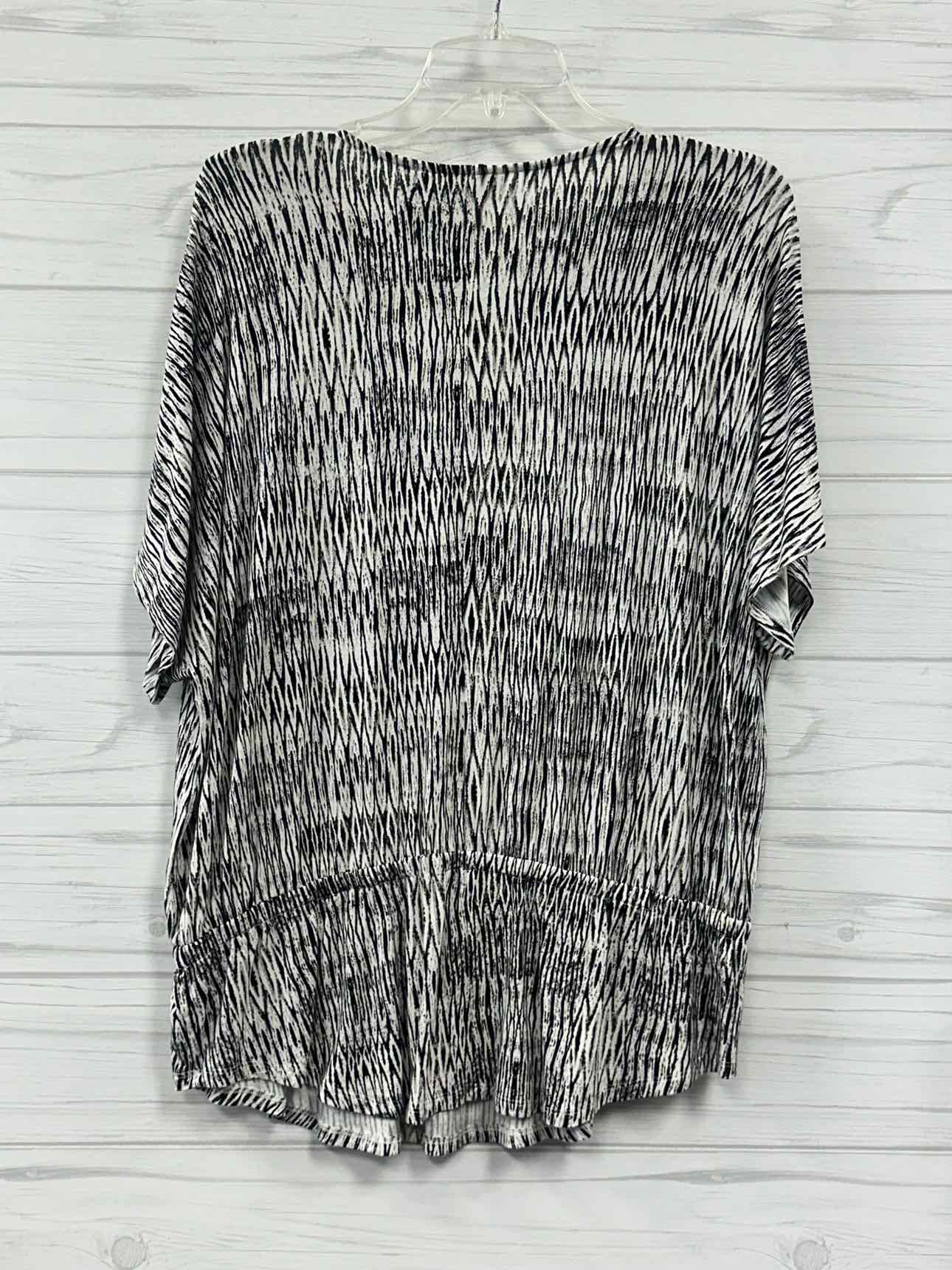 Size 2 Chicos Shirt