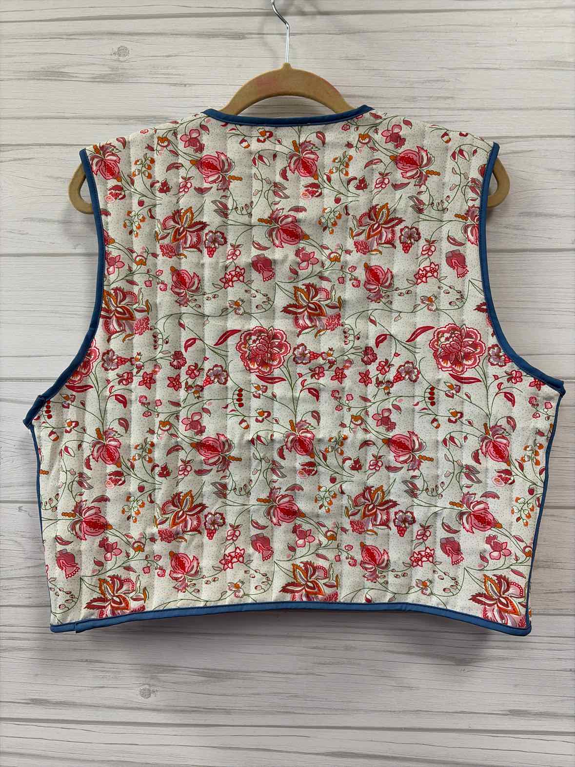 Size L Sunday Up Vest
