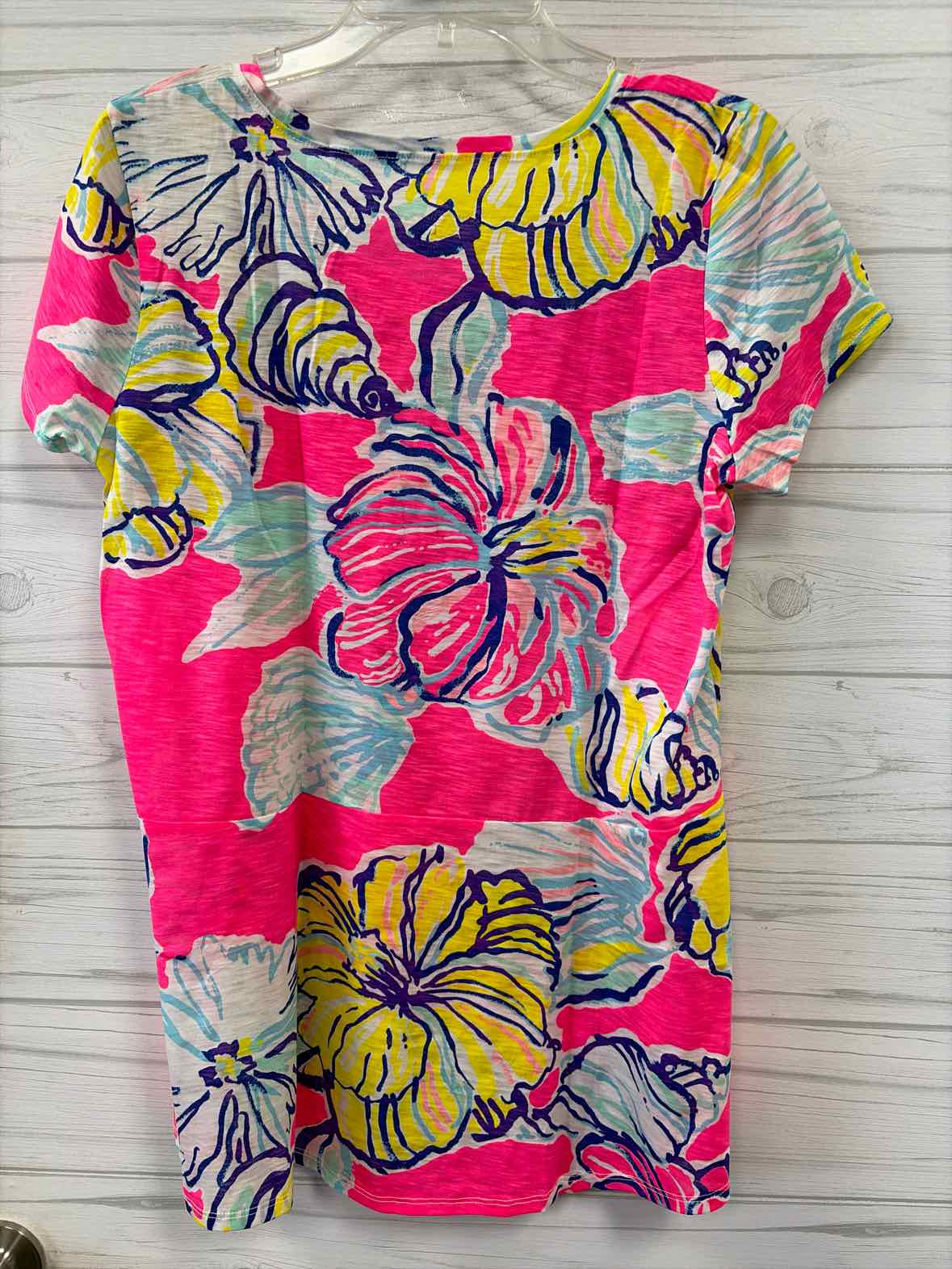 Size L Lilly Pulitzer Shirt