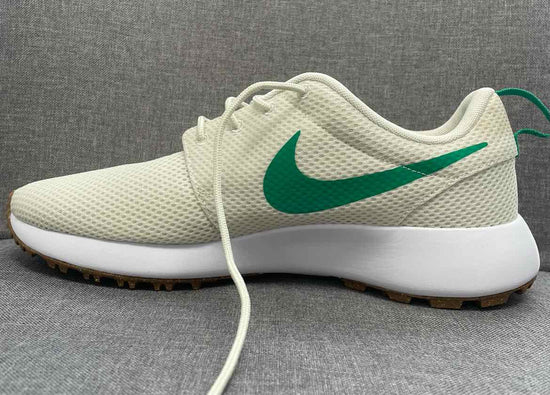 10 Nike Sneakers