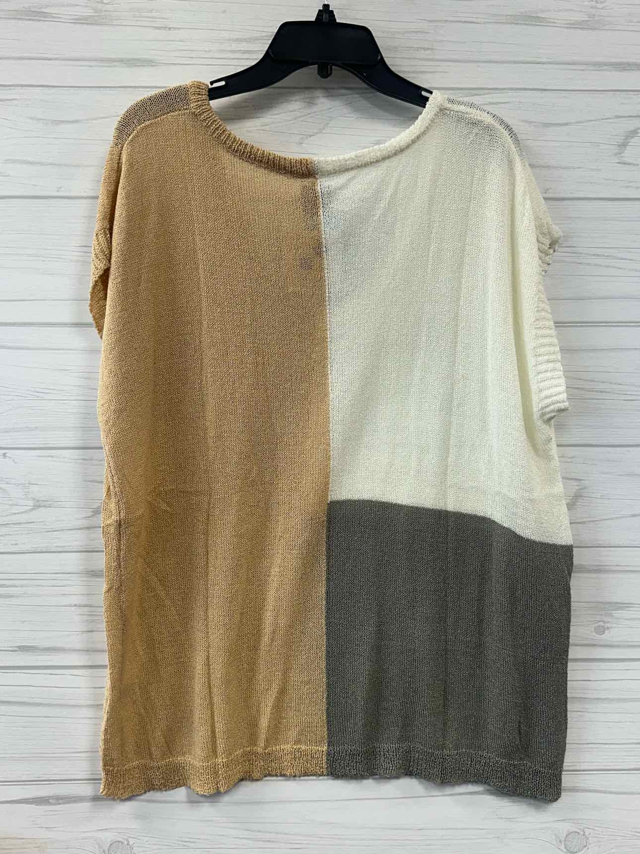 Size 2xl/3xl Cozy Co. Shirt