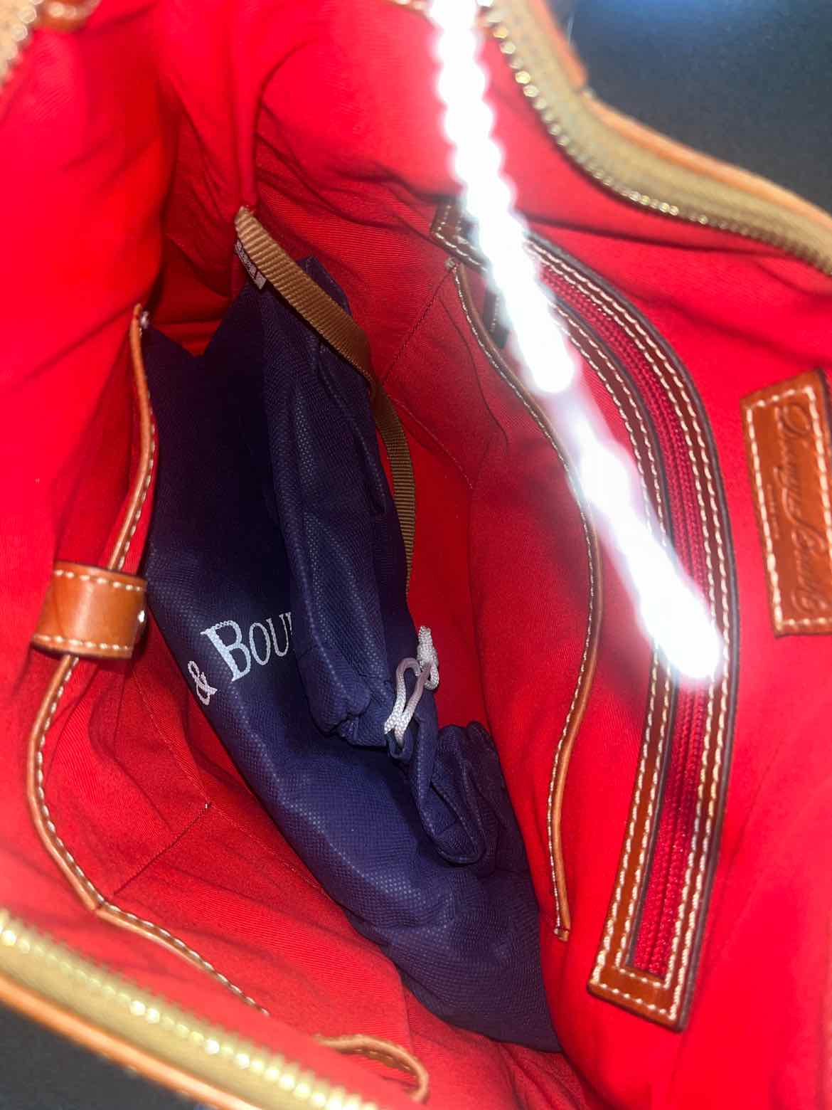 Dooney & Bourke Purse