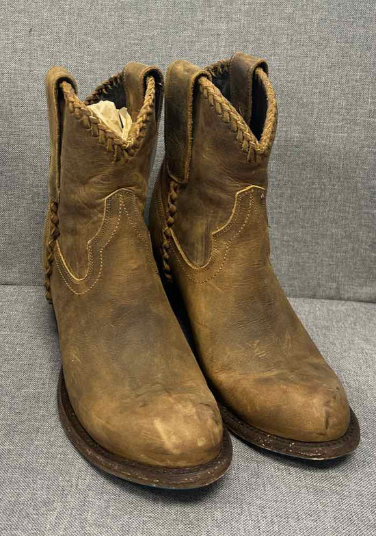 7.5 lane Boots