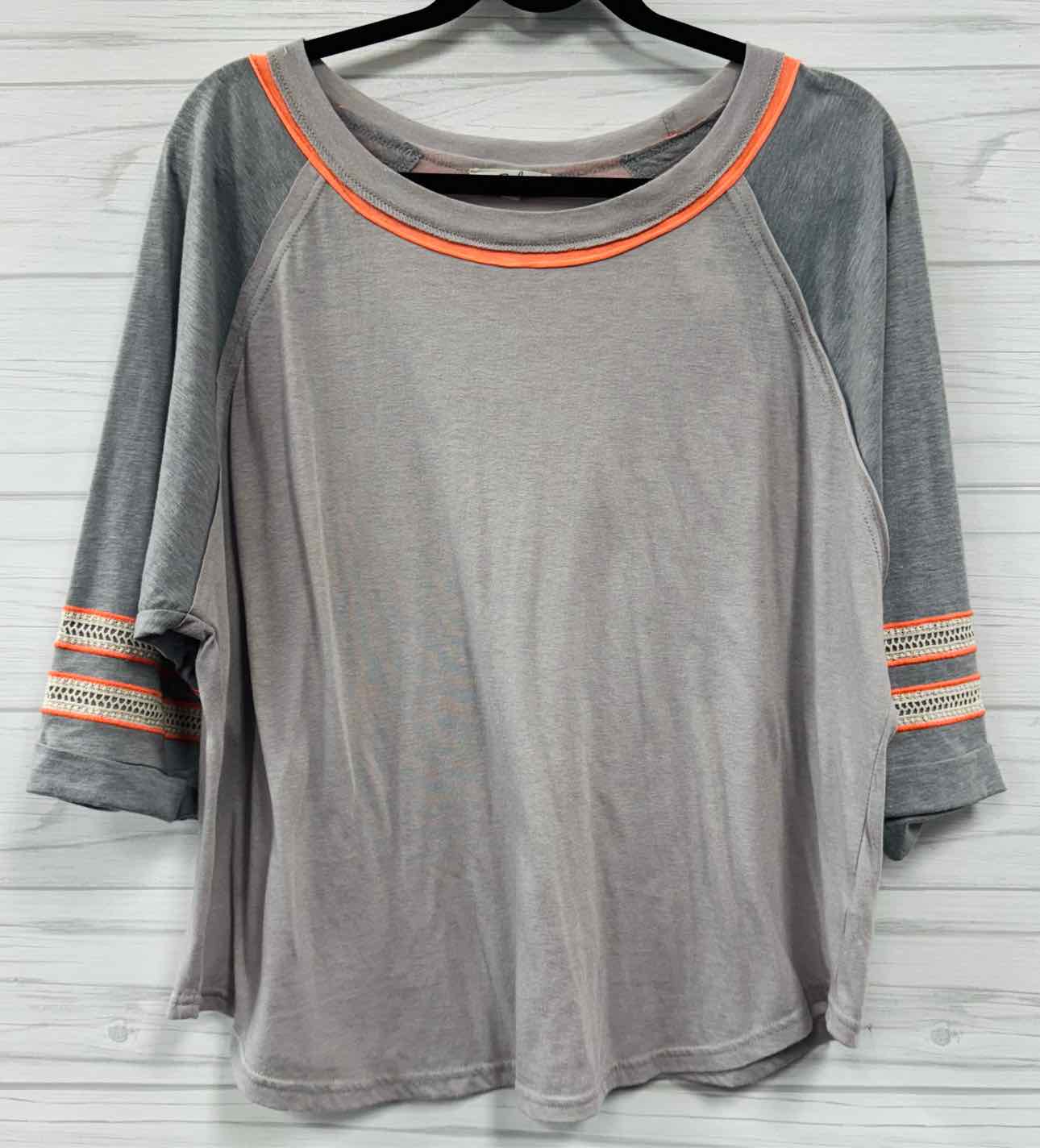 Size S easel Shirt