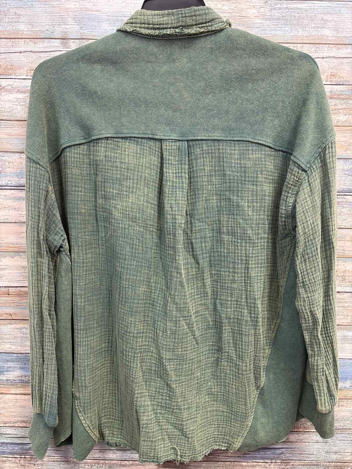 Size S/M OTTO Shirt