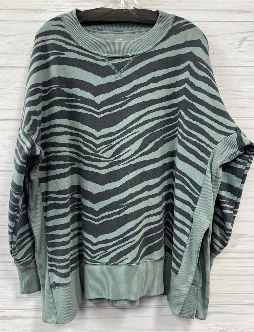 Size M Aerie Sweater