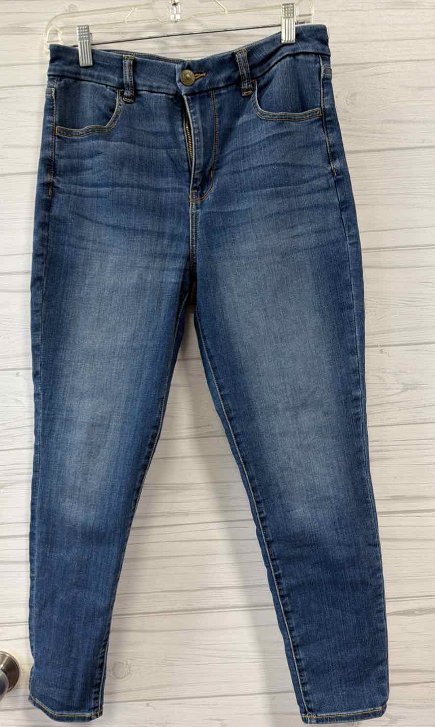 Size 10 short American Eagle Jeans