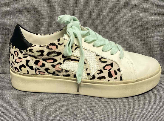 8.5 Dolce Vita Shoes