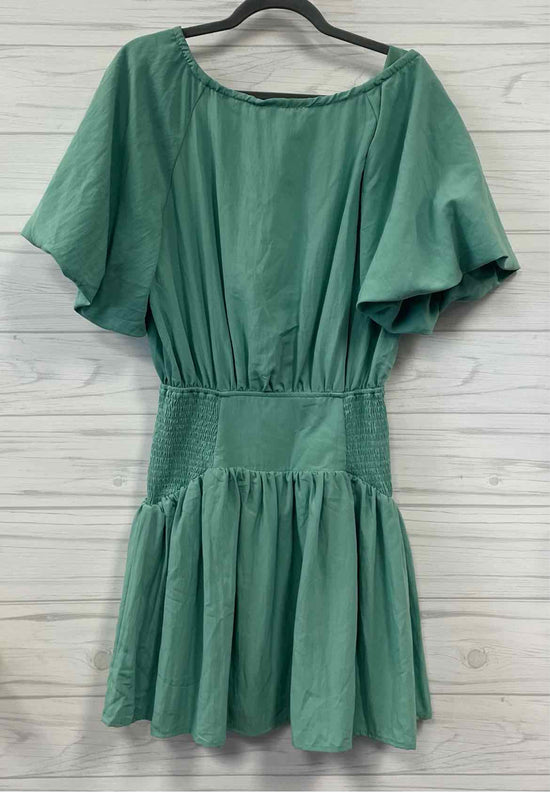 Size M Entro Dress