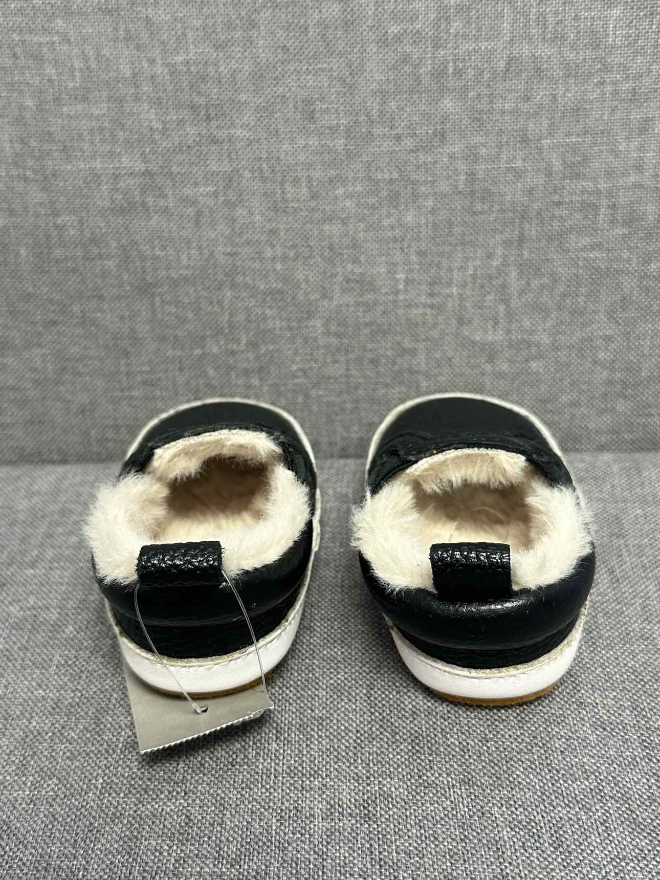 3-6 months Monkey Feet Shoes