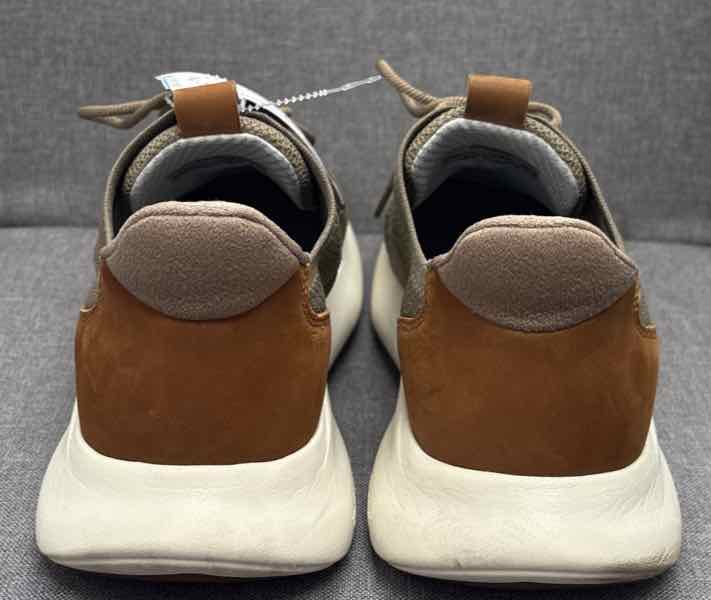 10 Johnston & Murphy Sneakers