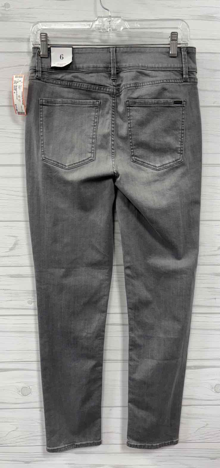 Size 6 The Slim Jeans