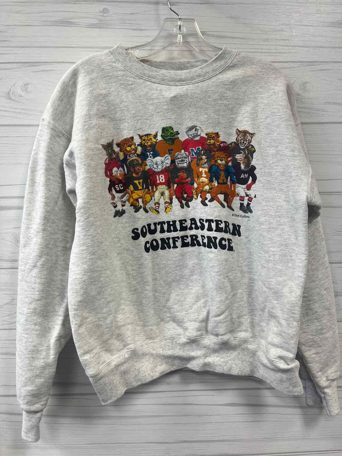 Size XS hanes Sweatshirt