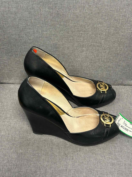 7.5 Micheal Kors Shoes