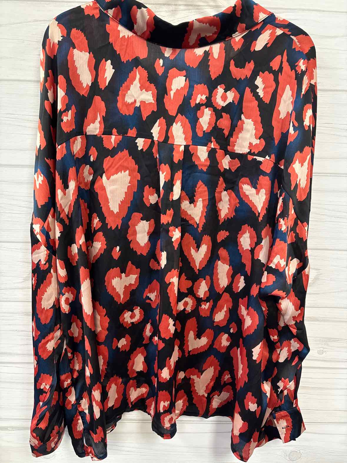 Size 2XL L Love Shirt