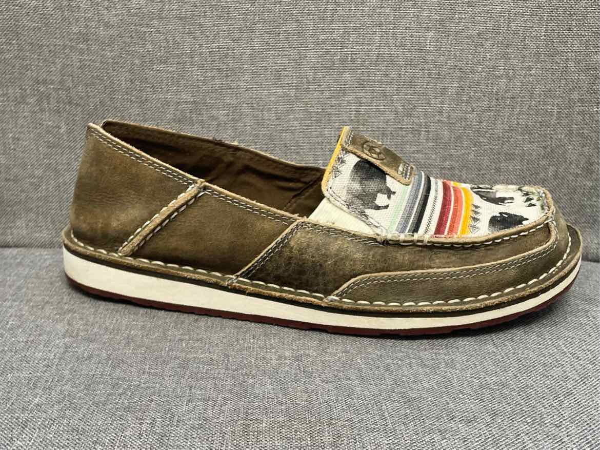 7.5 Ariat Loafers
