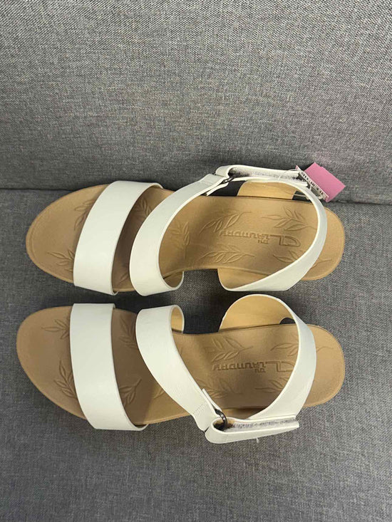 7 CL BY LAUNDRY Shoes