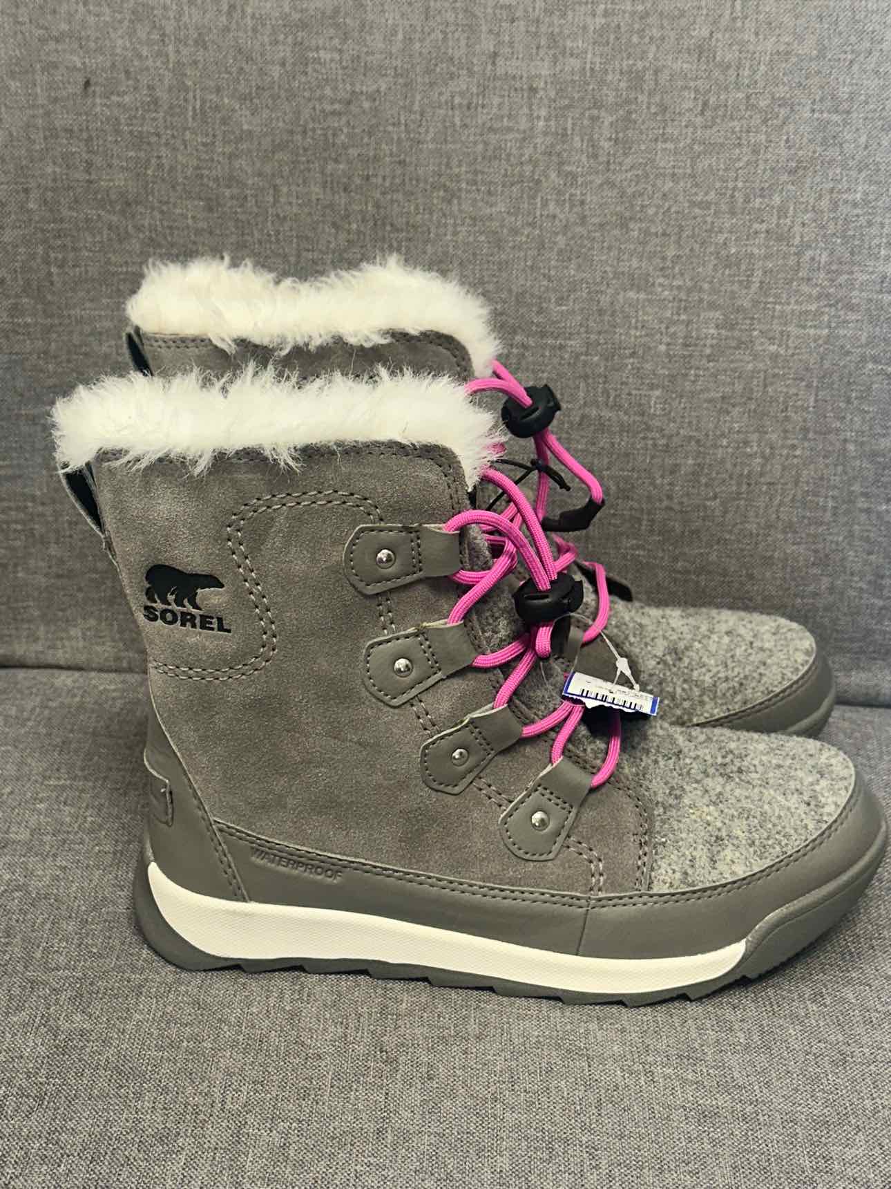 4 Sorel Shoes/Boots