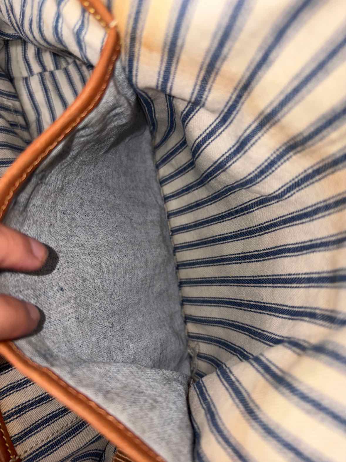 Dooney & Bourke Purse