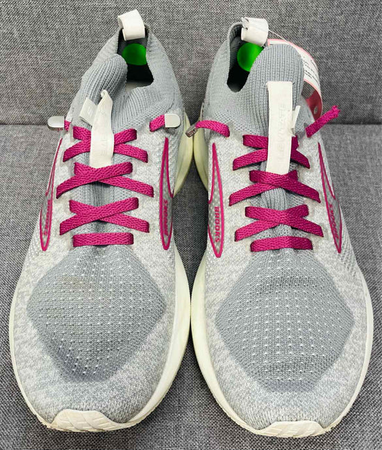 8 Brooks Shoes