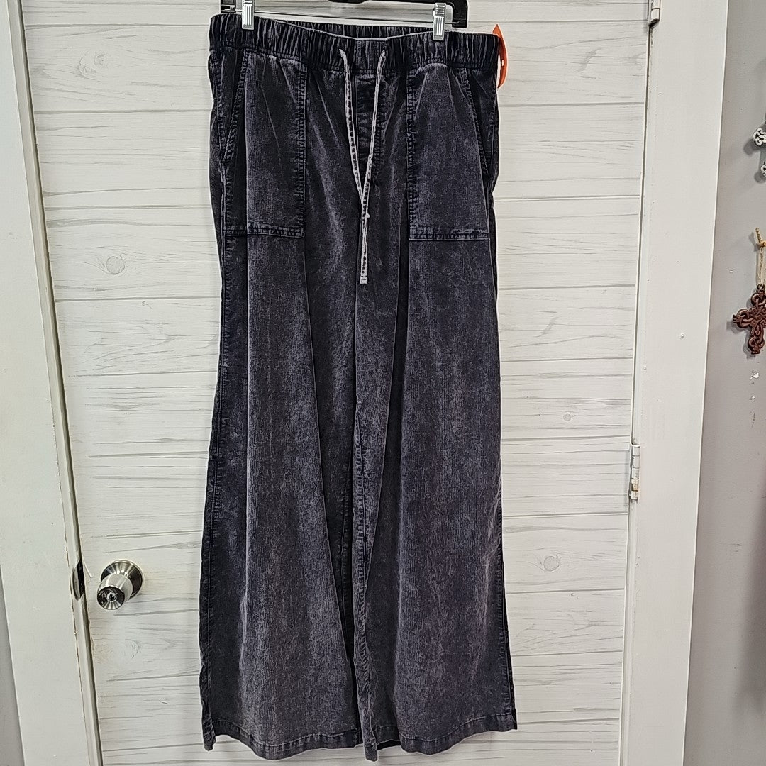 Size M Gap Pants