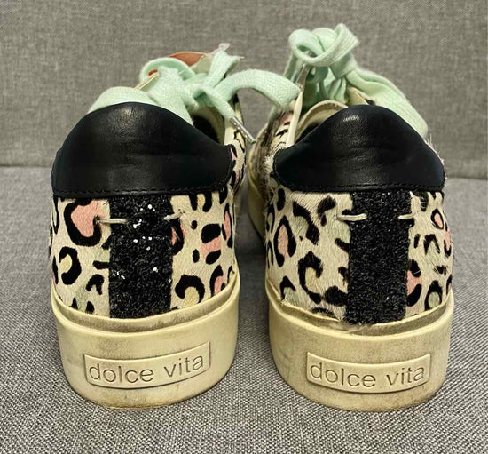 8.5 Dolce Vita Shoes