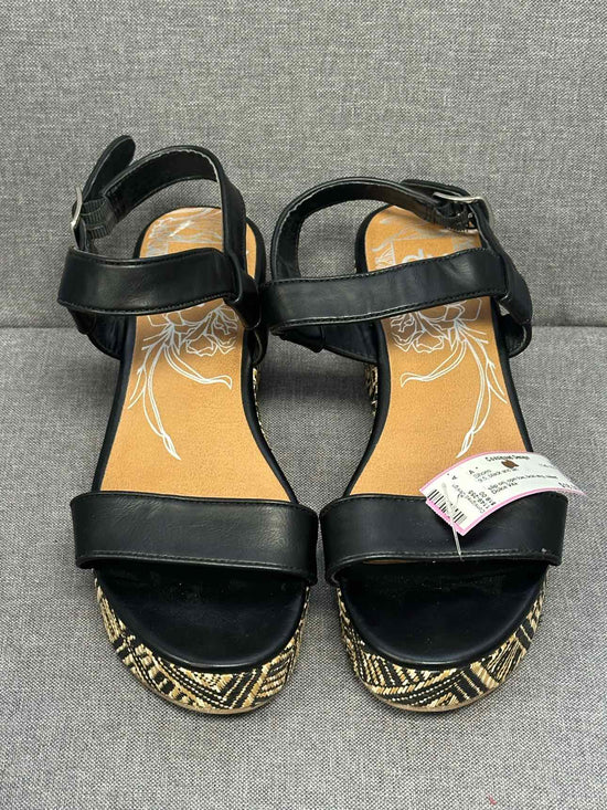 9.5 Dolce Vita Shoes