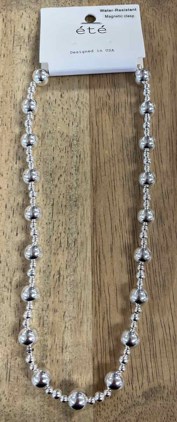 Ete Necklace