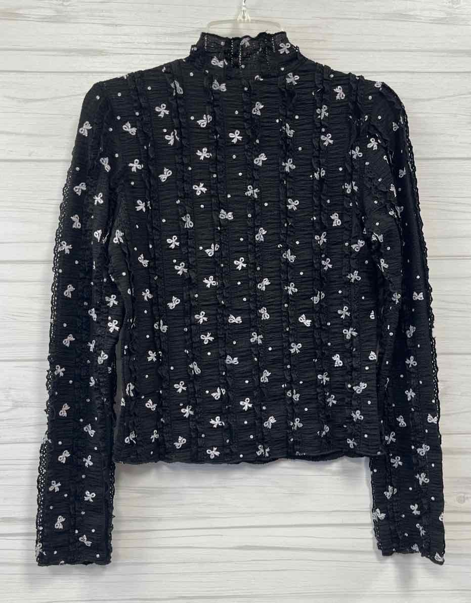Size S Umgee Shirt