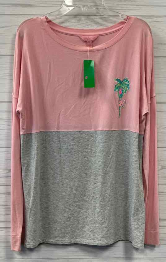 Size XS lily puliter Shirt