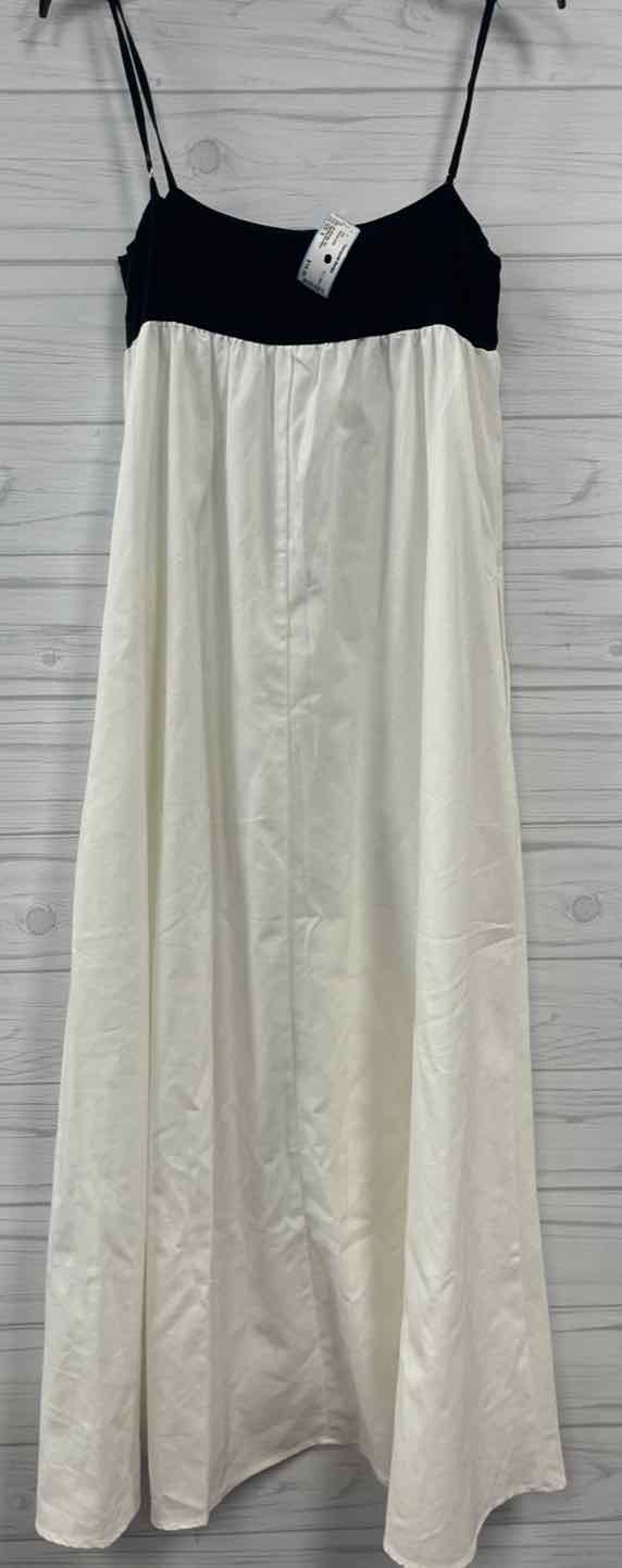 Size 6 Beginning Boutique Dress