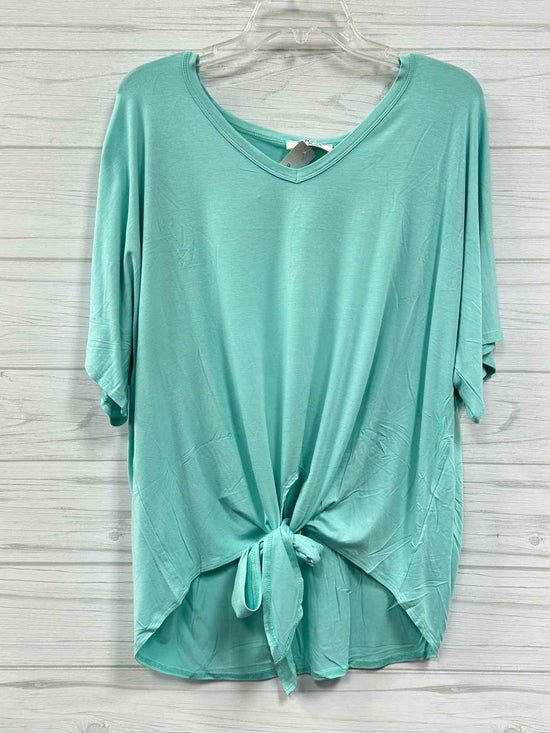 Size L Zenana Shirt