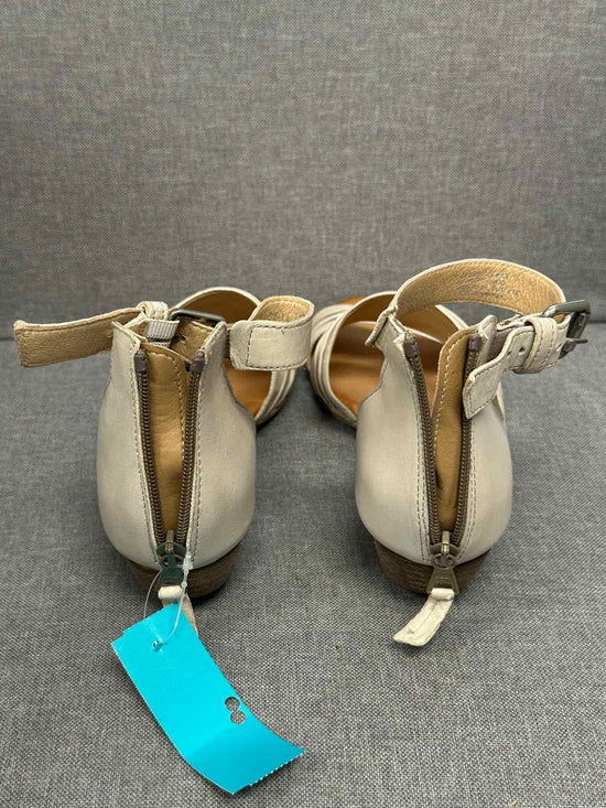 38 Miz Mooz Sandals