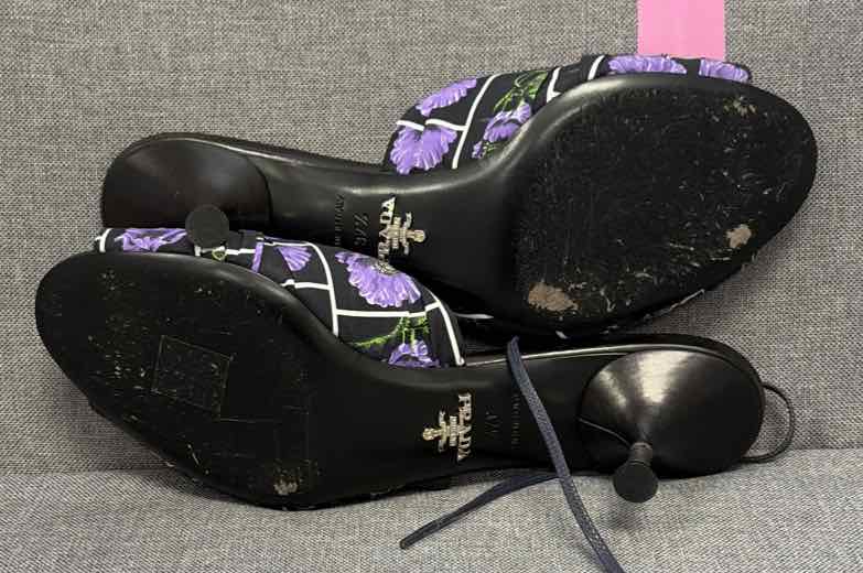 37.5 Prada Shoes