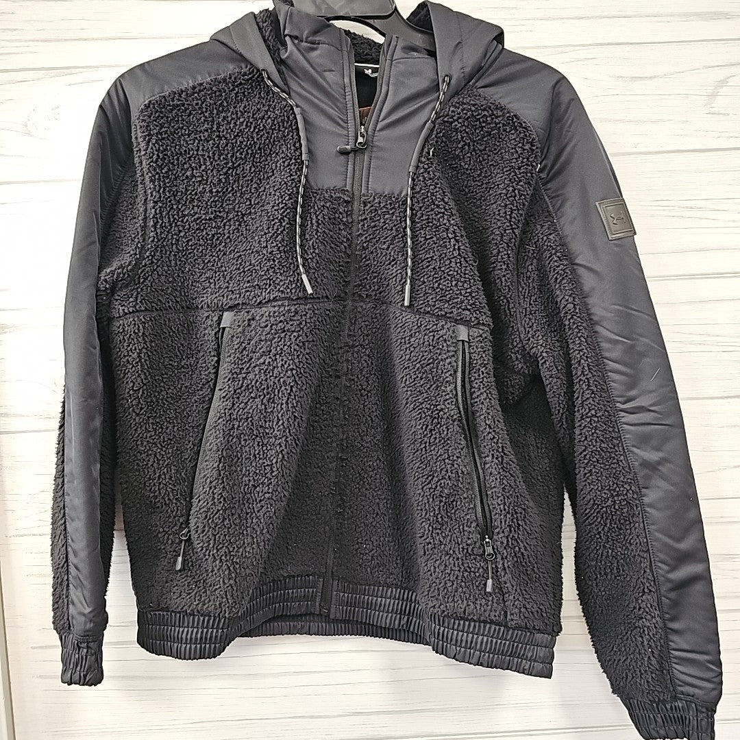 Size M Under Armour Jacket