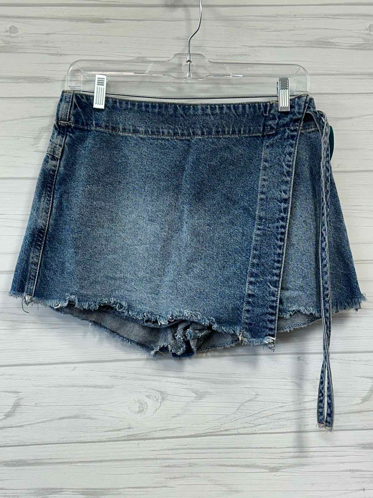 Size 8 We The Free skort