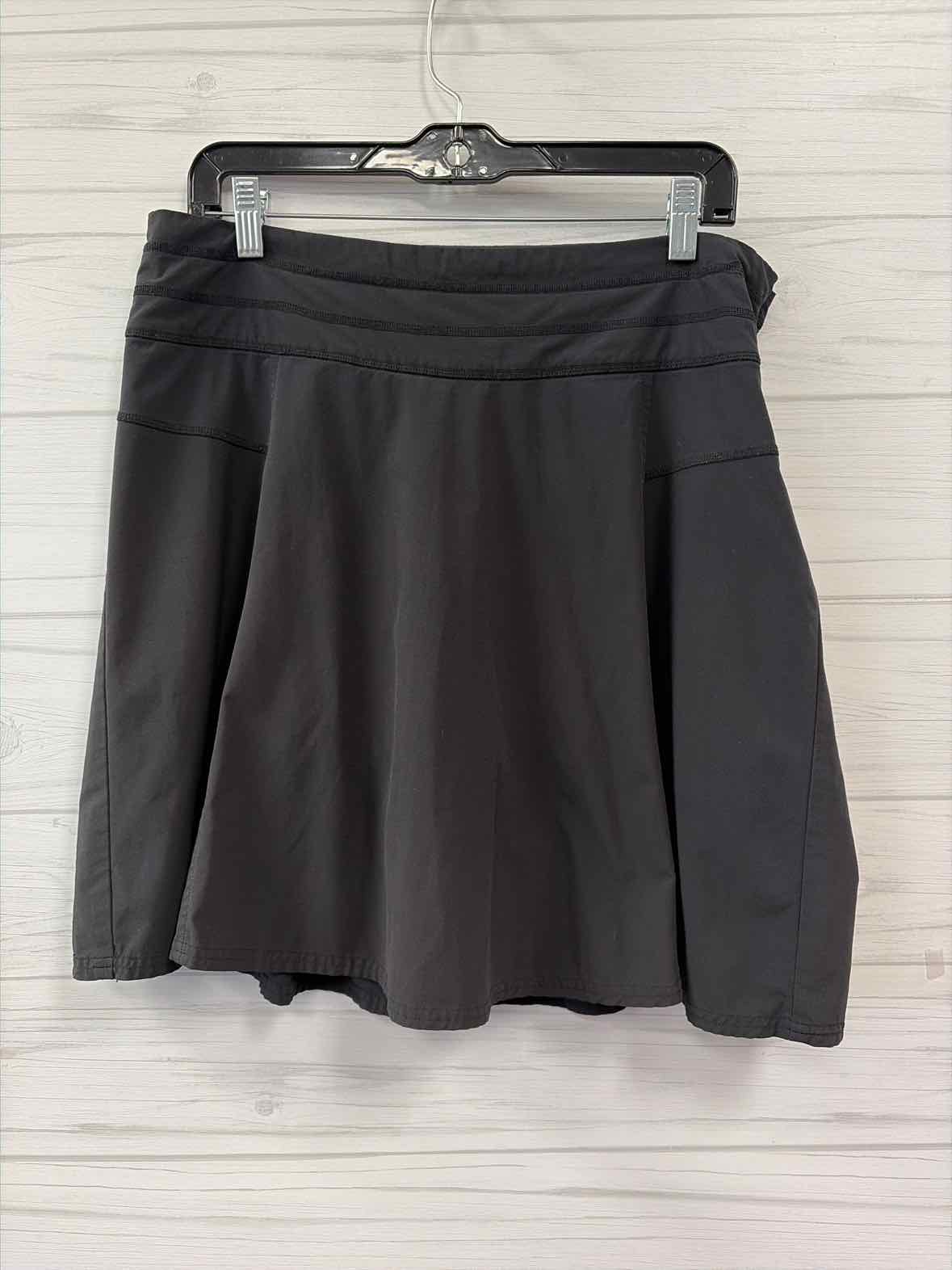 Size 12 Athleta skort