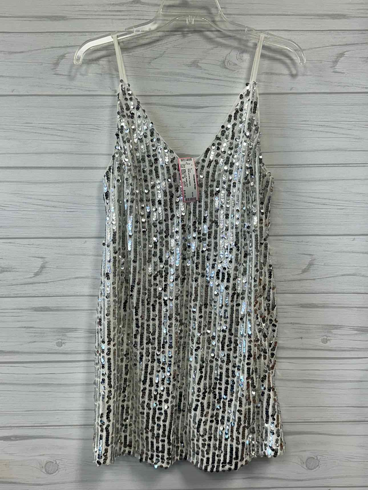 Size M Buddy Love Dress