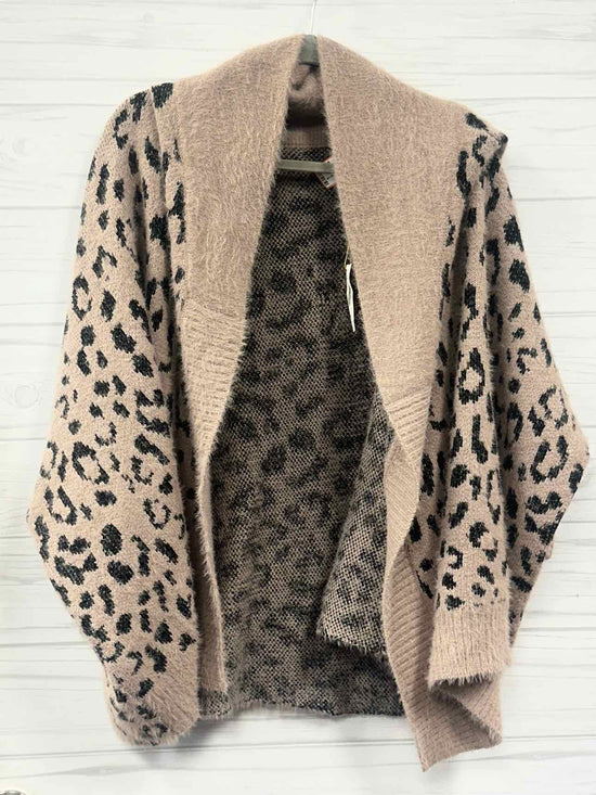 Size L easel Cardigan