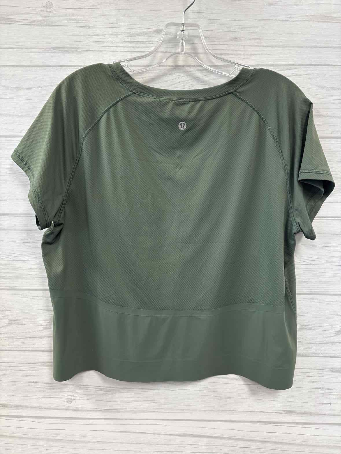 Size 8 Lululemon T-shirt