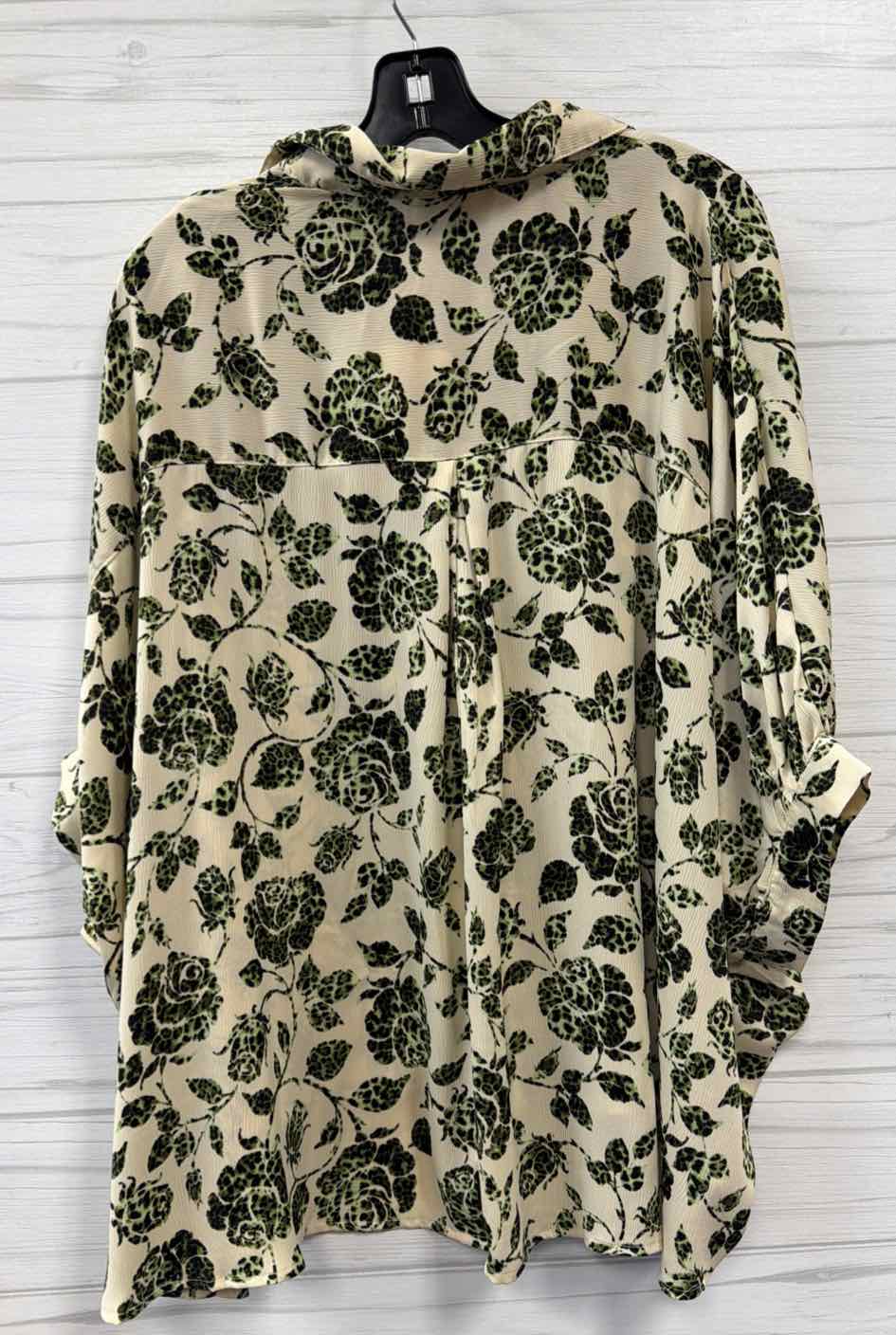 Size L Entro Blouse