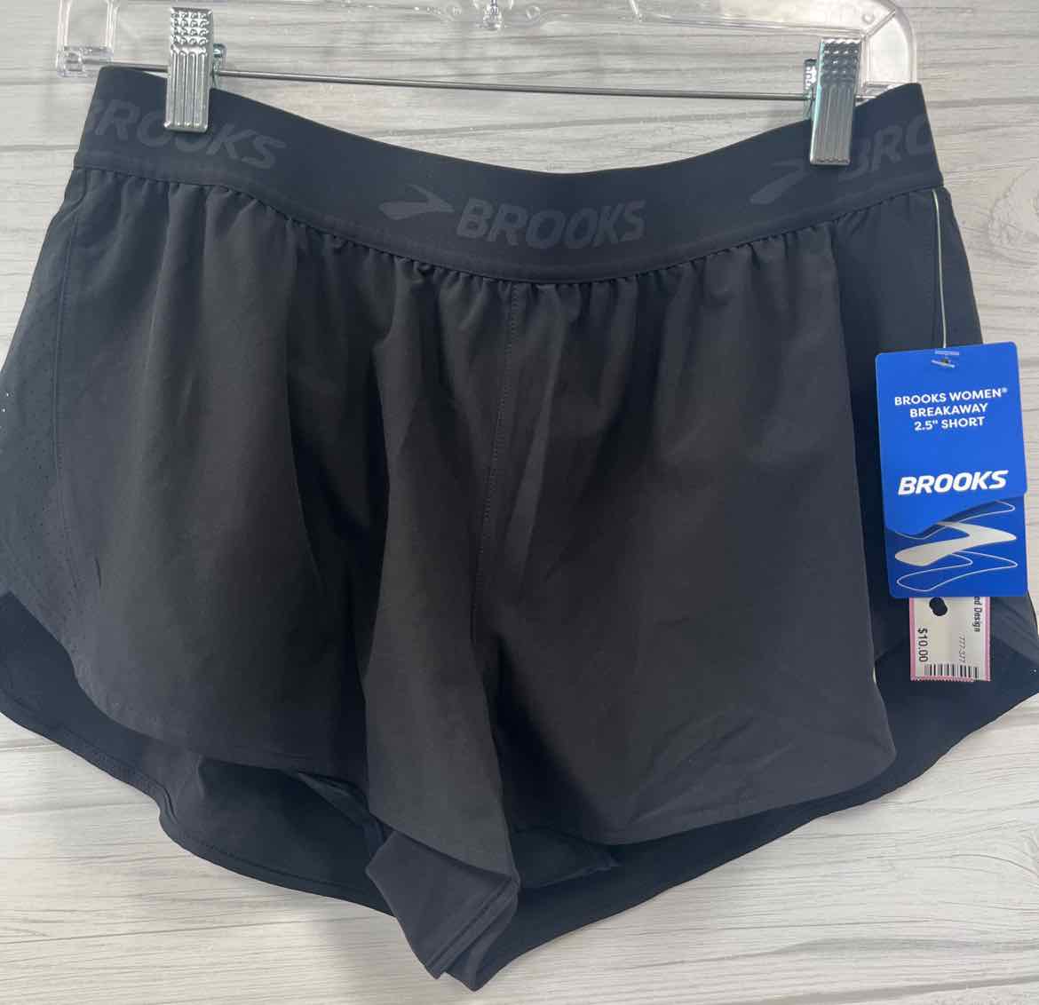 Size M Brooks Shorts