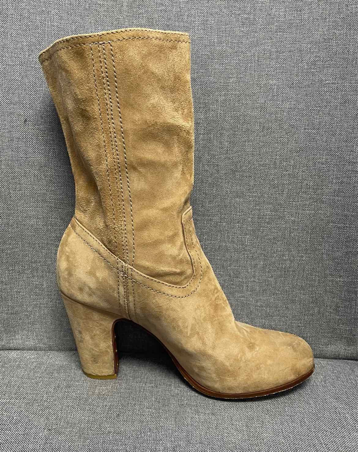 8 FRYE Boots
