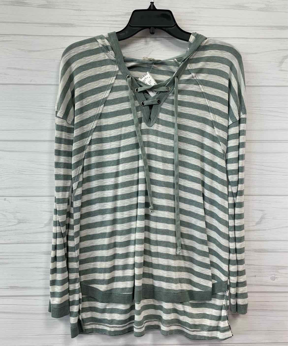 Size S Mystree Shirt