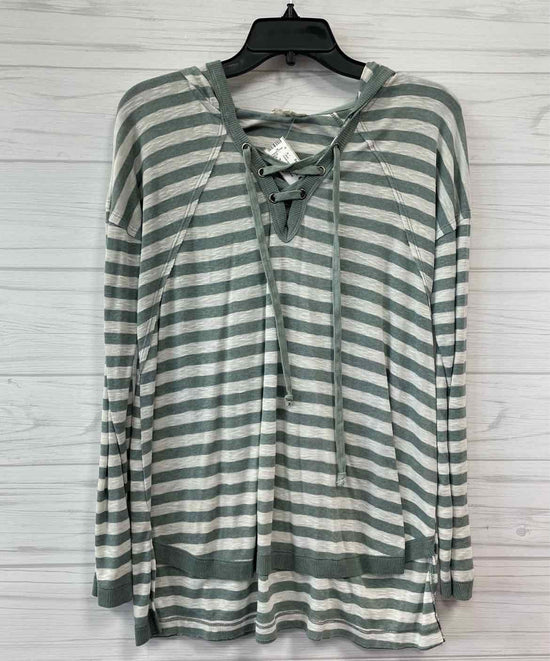 Size S Mystree Shirt