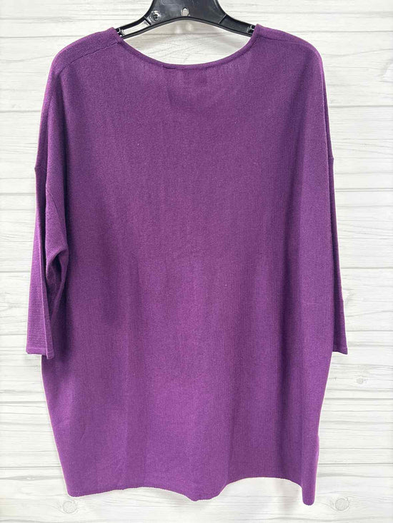 Size M/L KERISMA Sweater