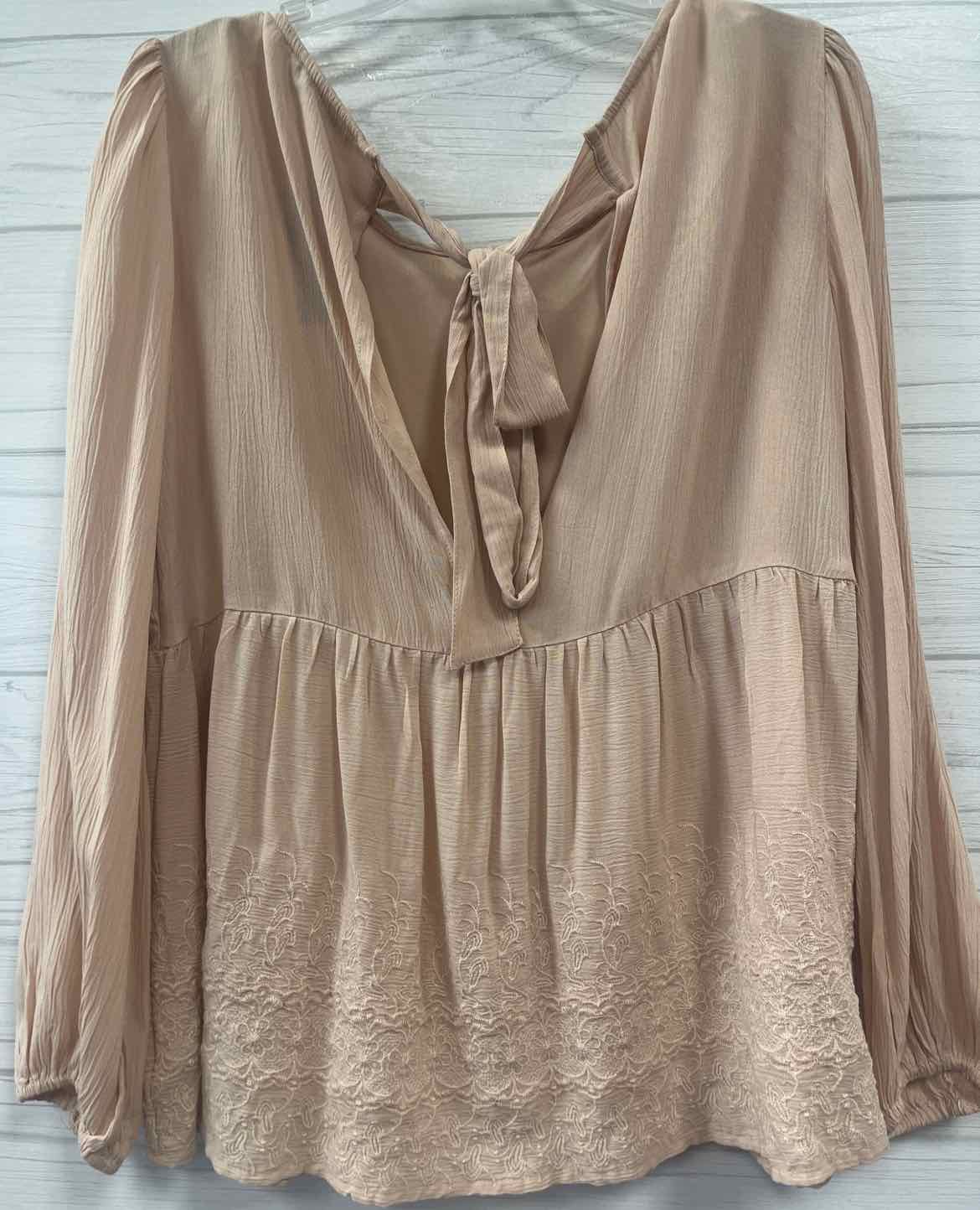 Size S American Eagle Shirt