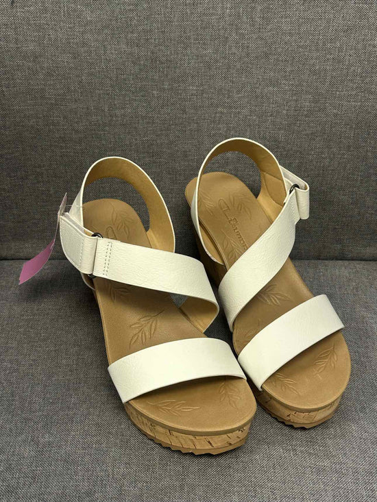 7 CL BY LAUNDRY Shoes